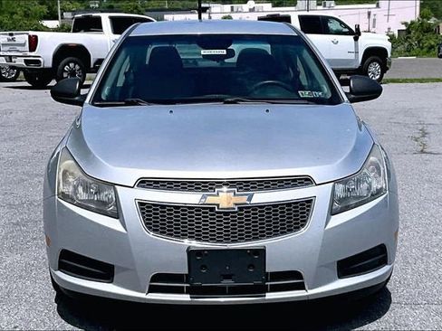 Used 2012 Chevrolet Cruze LS w/ Connectivity Package FWD image 5