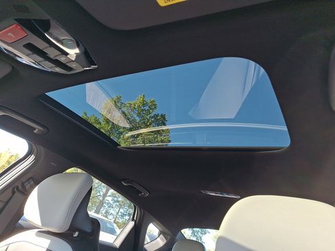 New 2025 Kia K4 GT-Line Turbo image 7