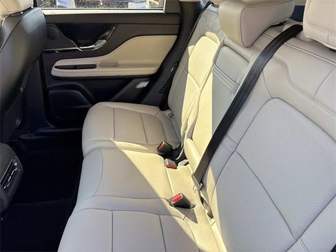 New 2026 Lincoln Corsair Reserve image 18