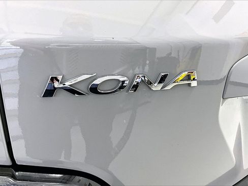 Certified 2023 Hyundai Kona SE w/ Cargo Package image 30
