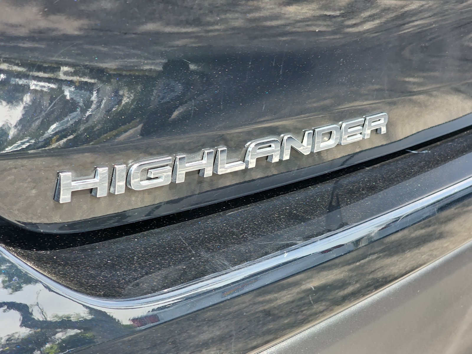 Used 2023 Toyota Highlander L FWD image 39