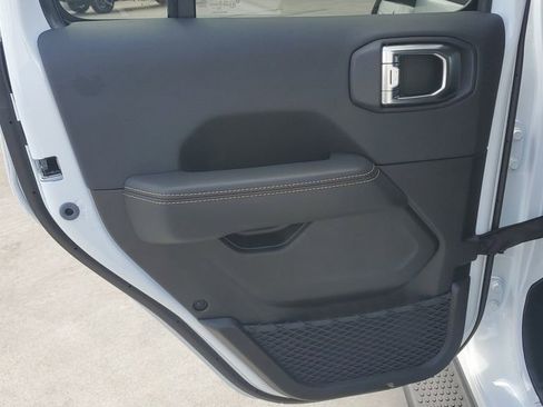 New 2025 Jeep Wrangler Sahara image 15