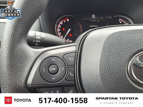 Used 2025 Toyota RAV4 XLE image 16