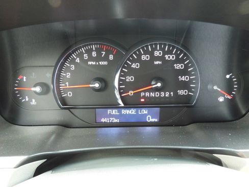 Used 2011 Cadillac DTS Luxury FWD image 28