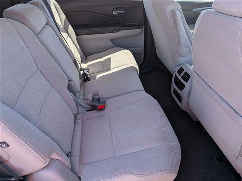 Used 2016 Honda Pilot LX image 19