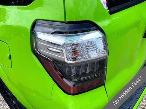 Used 2016 Toyota 4Runner SR5 Premium w/ Four Season Floor Mat Package AWD/4WD image 22
