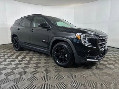 Used 2022 GMC Terrain AT4 w/ Infotainment Package II image 2