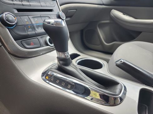 Used 2014 Chevrolet Malibu LS FWD image 15