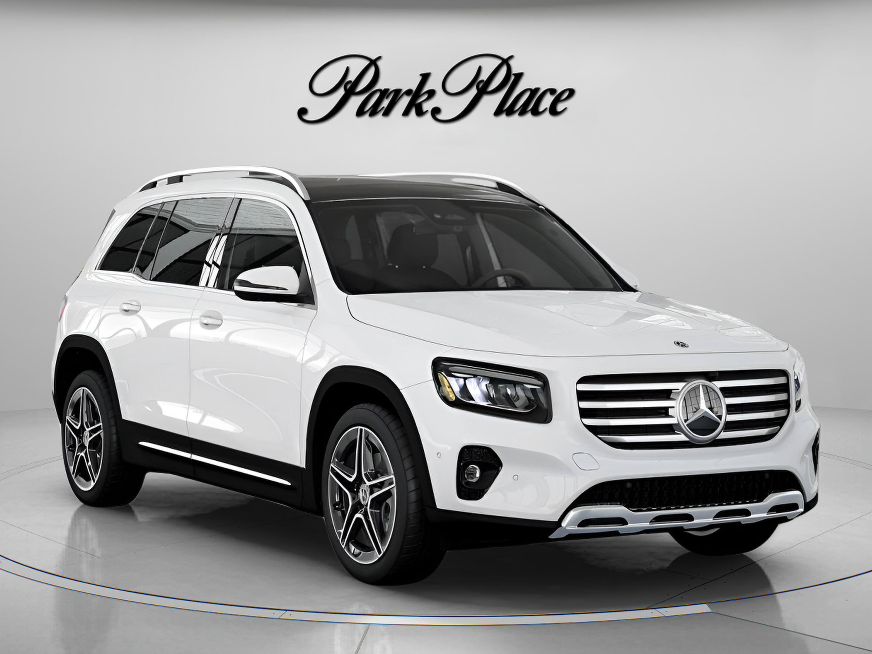 Used 2026 Mercedes-Benz GLB 250 image 32