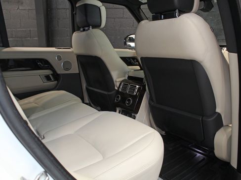 Used 2022 Land Rover Range Rover P525 Westminster Edition AWD/4WD image 47