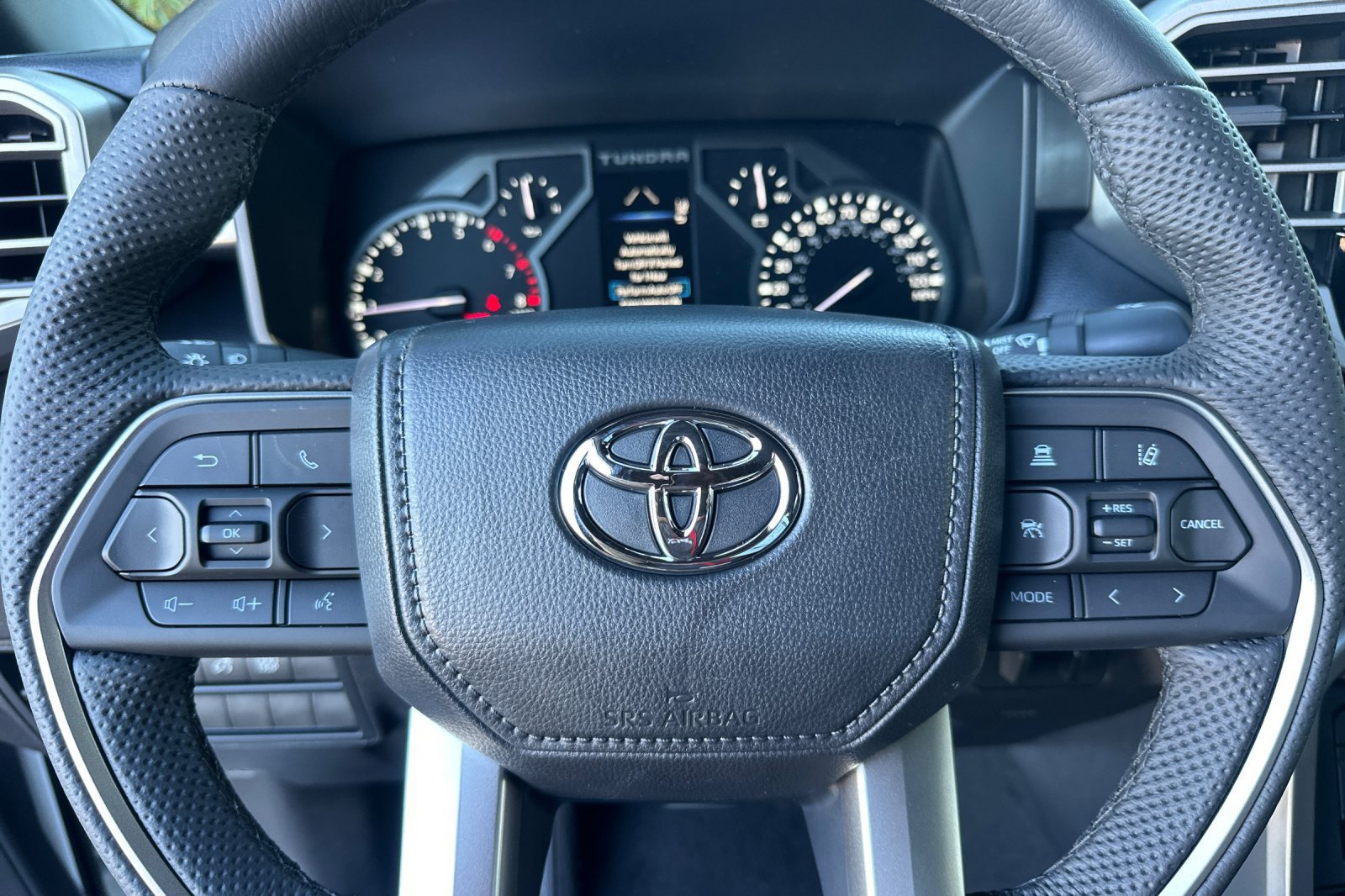 New 2026 Toyota Tundra SR5 w/ TRD Off-Road Package AWD/4WD image 25