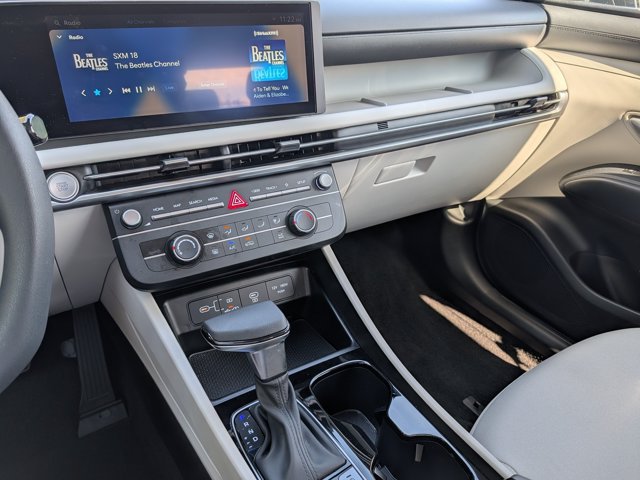 Used 2026 Hyundai Tucson SE FWD image 24