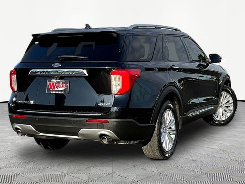 Used 2021 Ford Explorer Limited w/ Equipment Group 301A AWD/4WD image 6