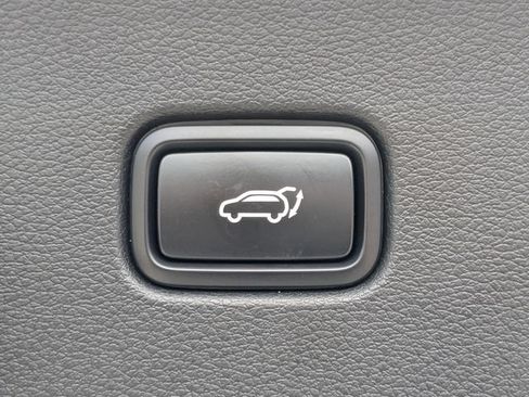 Certified 2025 Kia Sportage SX FWD image 16