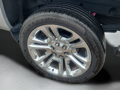 Used 2017 Chevrolet Silverado 1500 LTZ Z71 AWD/4WD image 27