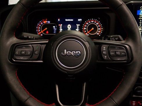 Certified 2024 Jeep Wrangler Unlimited Rubicon image 13