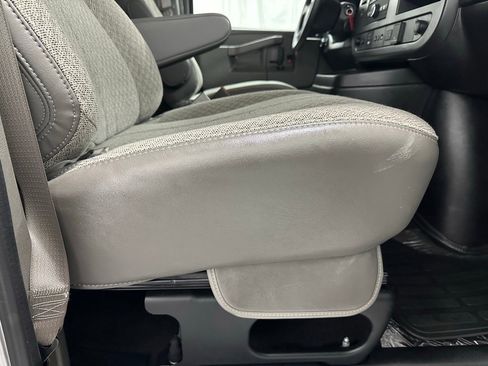 Used 2025 Chevrolet Express 3500 LT w/ LT Preferred Equipment Group image 46