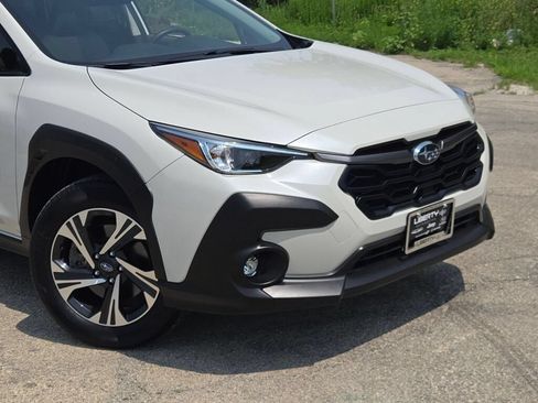Used 2024 Subaru Crosstrek 2.0i Premium AWD/4WD image 2