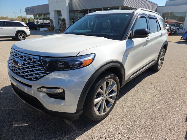 Used 2021 Ford Explorer Platinum w/ Equipment Group 601A AWD/4WD image 4