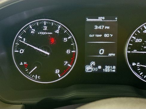 Certified 2025 Subaru Crosstrek 2.5i Limited w/ Crosstrek Mirror Package image 14