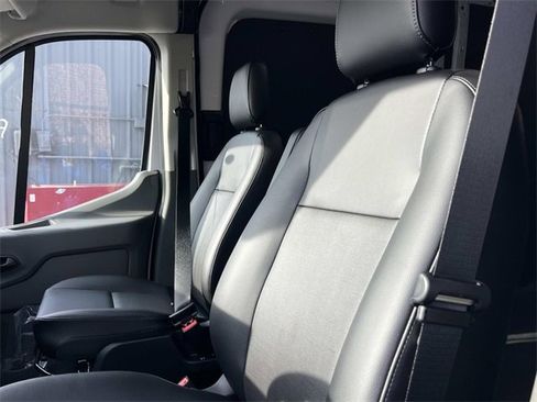 New 2025 Ford Transit 250 148 Medium Roof w/ Load Area Protection Package image 27