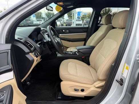 Used 2017 Ford Explorer 4WD image 13