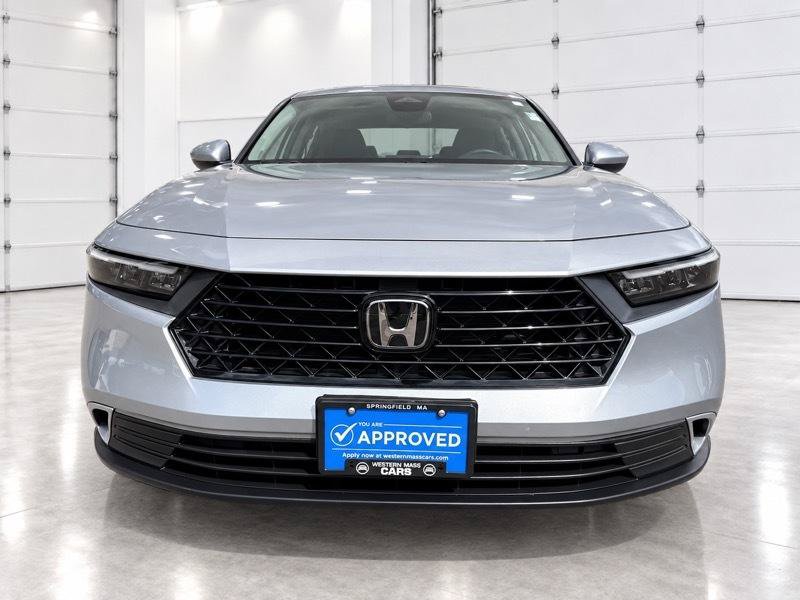 Used 2023 Honda Accord EX image 10