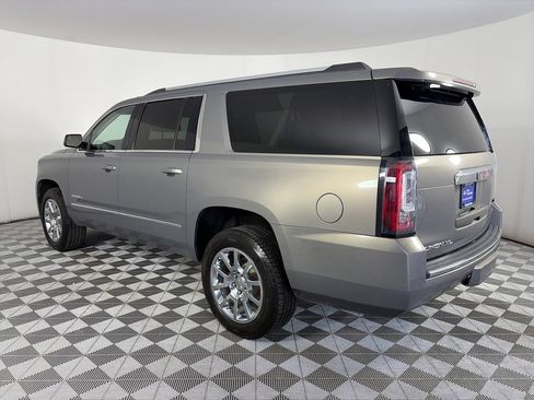 Used 2019 GMC Yukon XL Denali w/ Open Road Package AWD/4WD image 5
