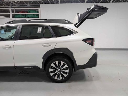 Used 2025 Subaru Outback Limited XT image 10