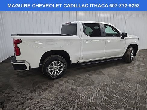 Used 2022 Chevrolet Silverado 1500 RST AWD/4WD image 3