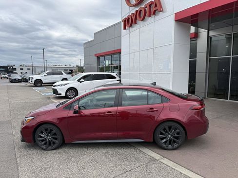 Used 2024 Toyota Corolla XSE FWD image 3