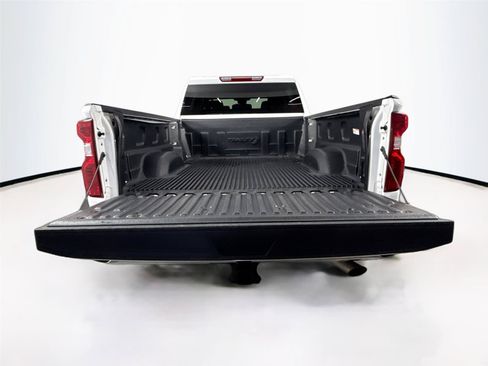Used 2025 Chevrolet Silverado 2500 LT w/ Convenience Package AWD/4WD image 35
