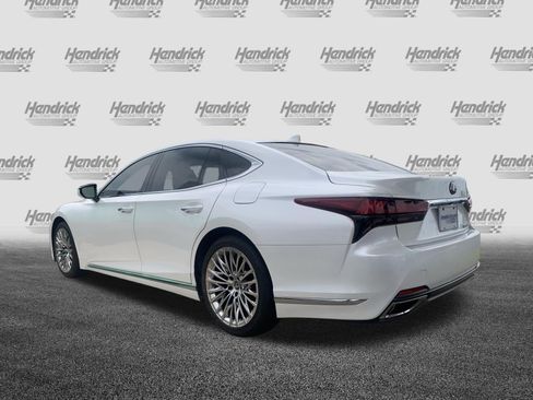 Used 2024 Lexus LS 500 RWD image 8
