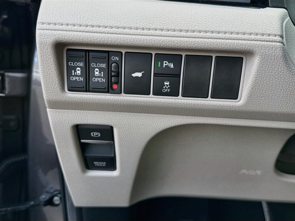 Used 2026 Honda Odyssey Touring image 9