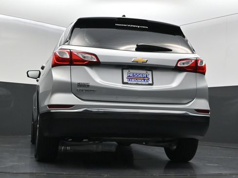 Used 2018 Chevrolet Equinox LS FWD image 39