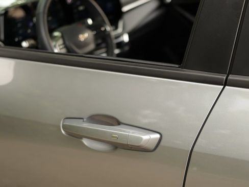 Used 2026 Chevrolet Equinox LT w/ Safety and Technology Package FWD image 34
