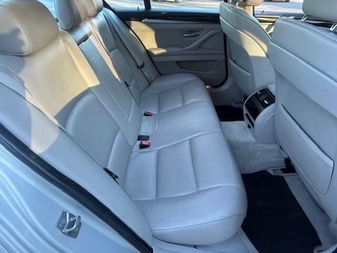 Used 2011 BMW 535i Sedan image 17