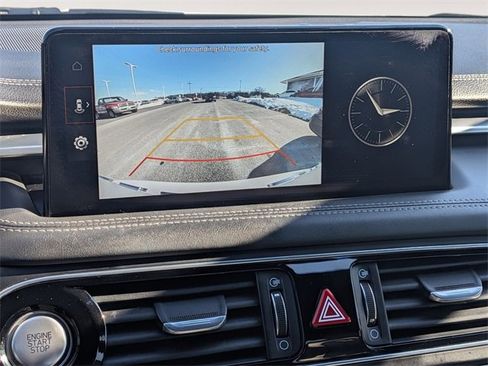 Used 2022 Genesis G70 3.3T image 19