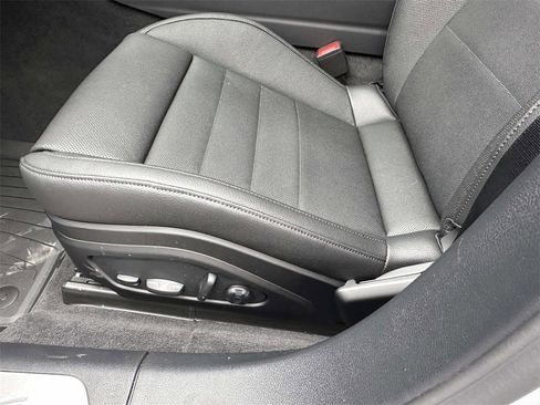 New 2026 Porsche Panamera 4 E-Hybrid image 6