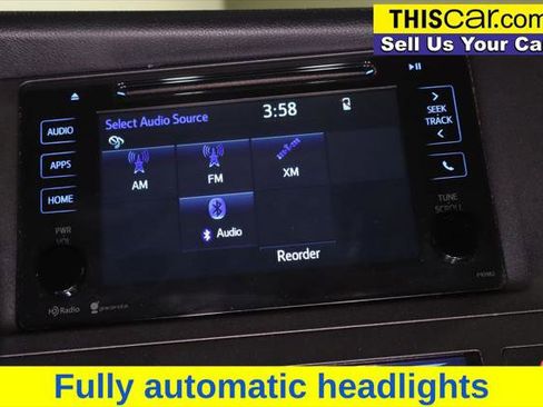 Used 2015 Toyota Sienna LE FWD image 19