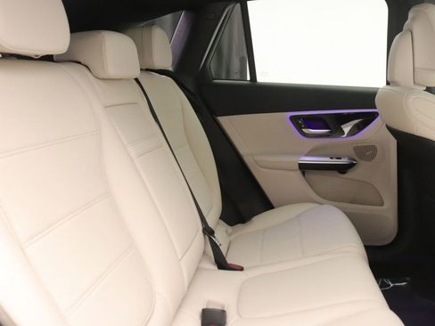 New 2026 Mercedes-Benz GLC 300 image 10