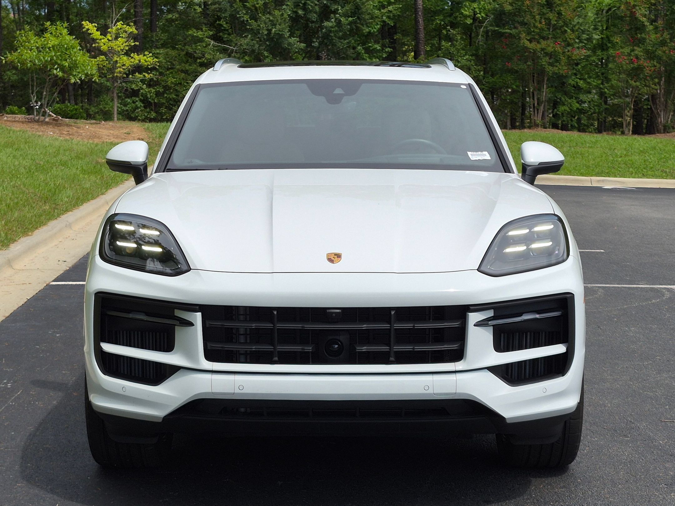 Certified 2026 Porsche Cayenne AWD/4WD image 35