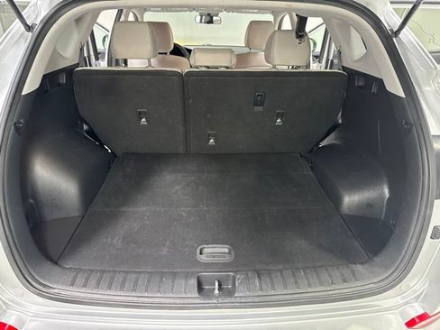 Used 2018 Hyundai Tucson SE AWD/4WD image 25