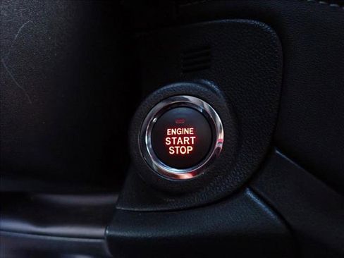 Certified 2025 Subaru Outback Limited image 24