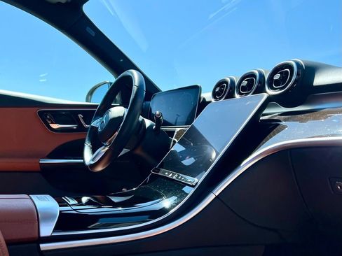 Certified 2022 Mercedes-Benz C 300 4MATIC Sedan image 15