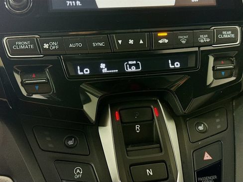 Used 2019 Honda Odyssey Touring image 18