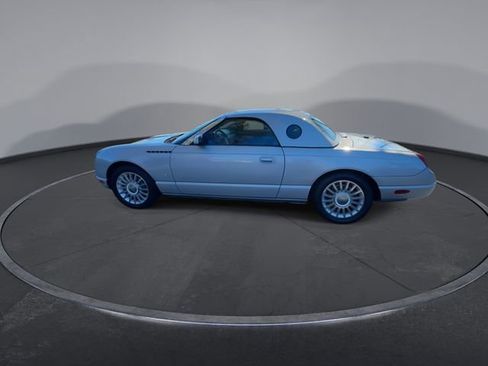 Used 2004 Ford Thunderbird image 9