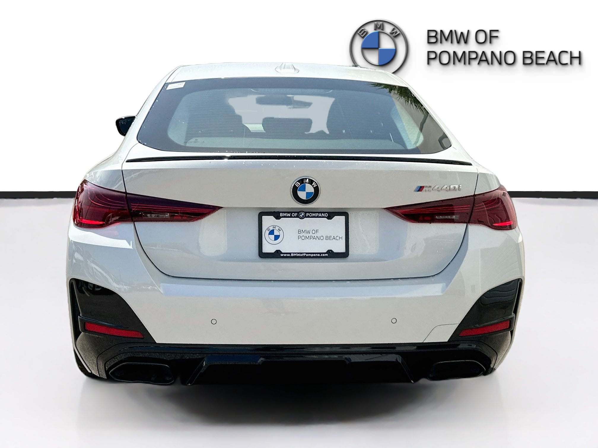 New 2026 BMW M440i w/ Premium Package RWD image 4