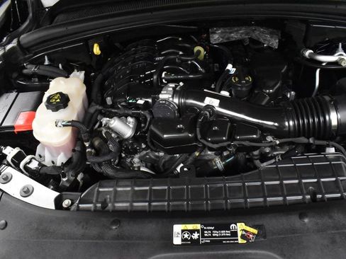 Used 2023 Jeep Grand Cherokee Laredo w/ Luxury Tech Group I image 10