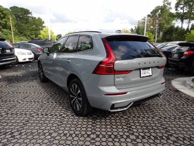 Certified 2024 Volvo XC60 B5 Core AWD/4WD image 9